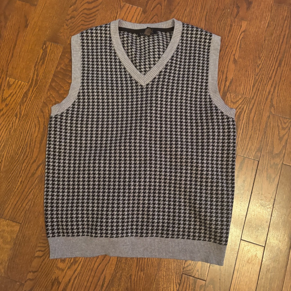 Lachlan Men’s Houndstooth Sweater Vest - L